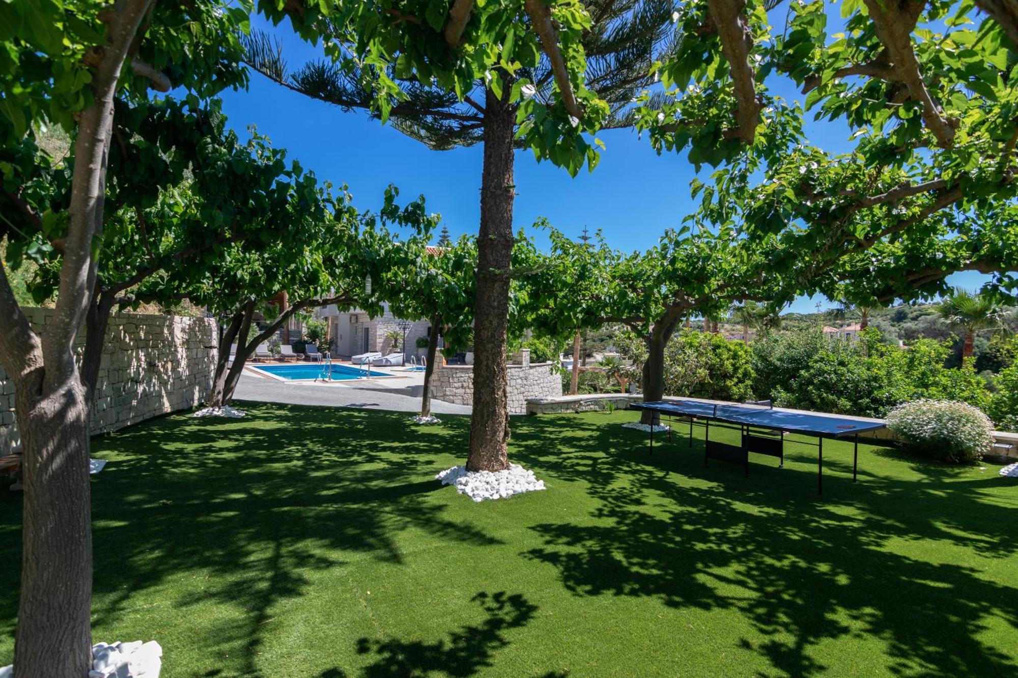 Kipo Paradiso Spa, Yoga & Gym Resort Kirianna 외부 사진