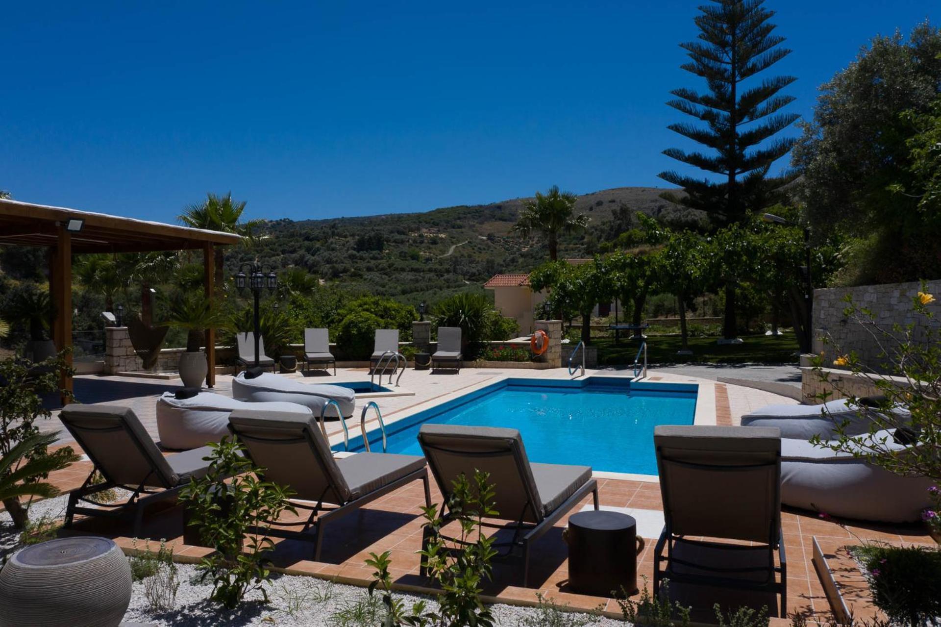 Kipo Paradiso Spa, Yoga & Gym Resort Kirianna 외부 사진